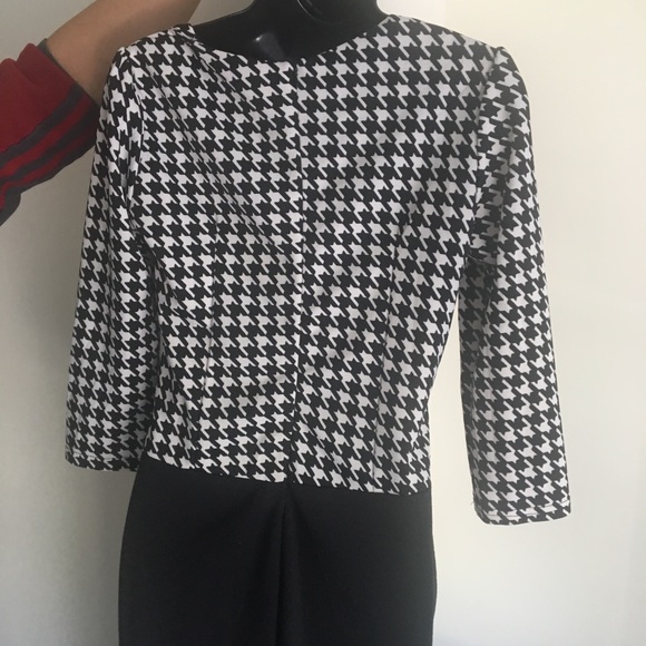 Dress - Picture 5 of 6